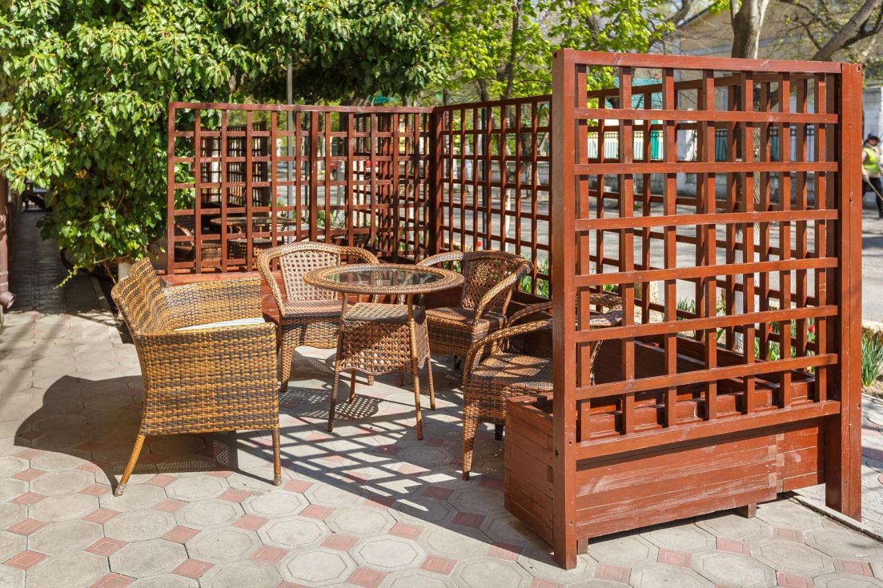 Fiesta Hotel Bilhorod-Dnistrovsʼkyy Exterior foto