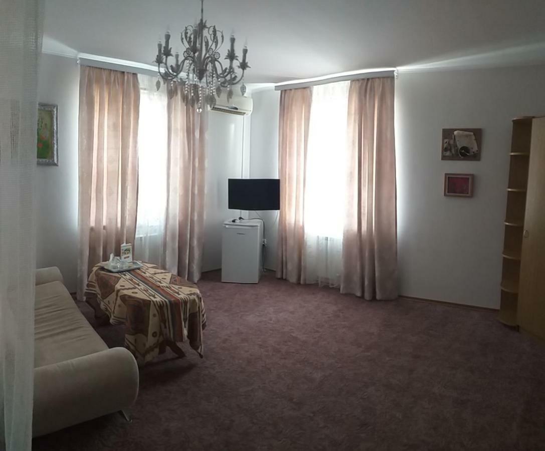 Fiesta Hotel Bilhorod-Dnistrovsʼkyy Exterior foto